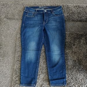 Old Navy Rockstar Denim Cropped Jeans